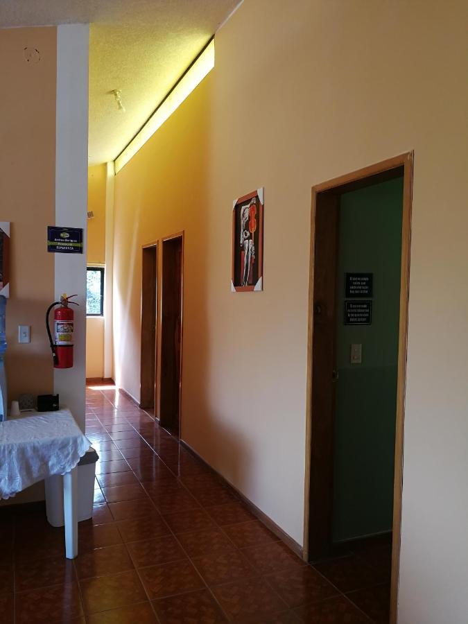 Chapelet Hostal Tababela Dış mekan fotoğraf