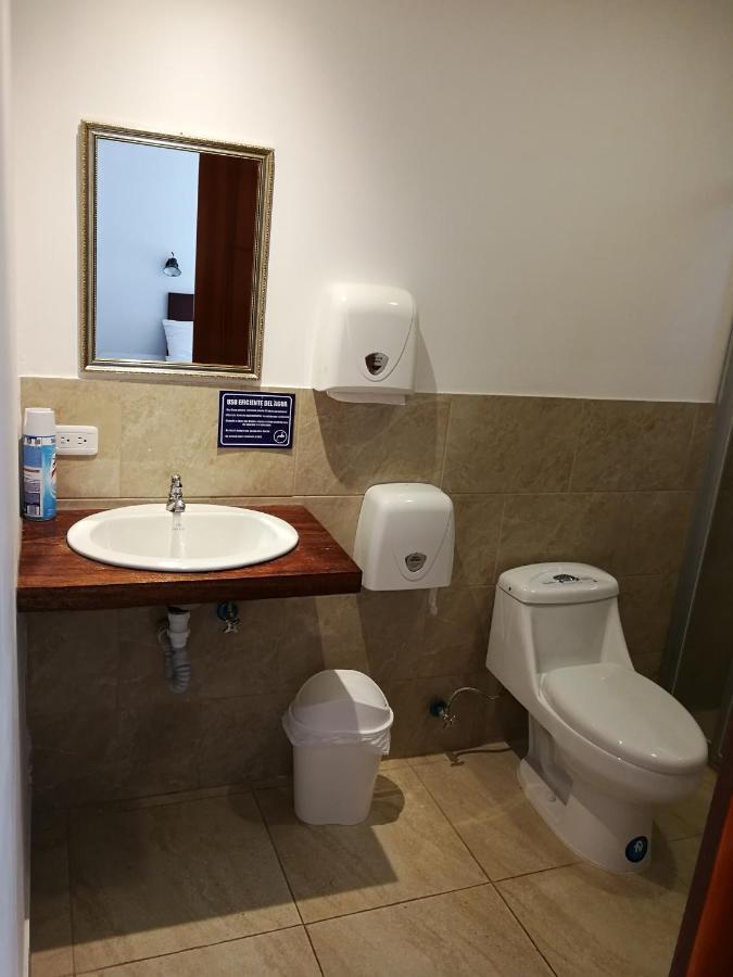 Chapelet Hostal Tababela Dış mekan fotoğraf