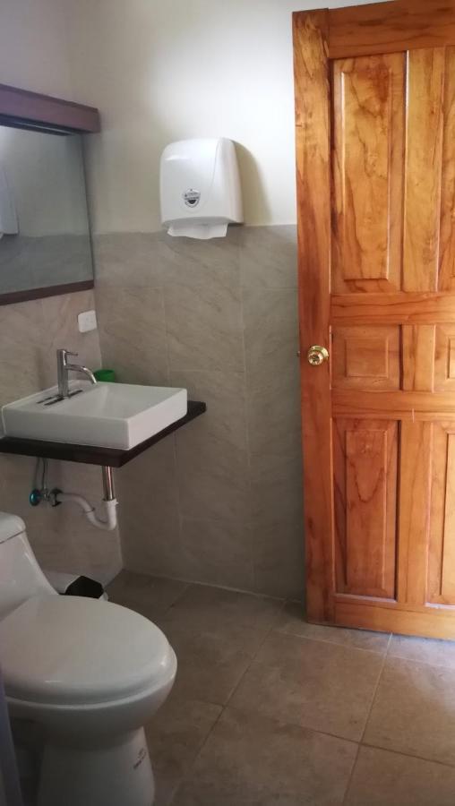 Chapelet Hostal Tababela Dış mekan fotoğraf