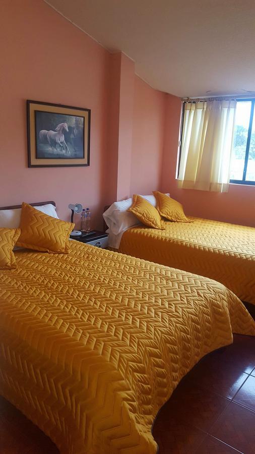 Chapelet Hostal Tababela Dış mekan fotoğraf
