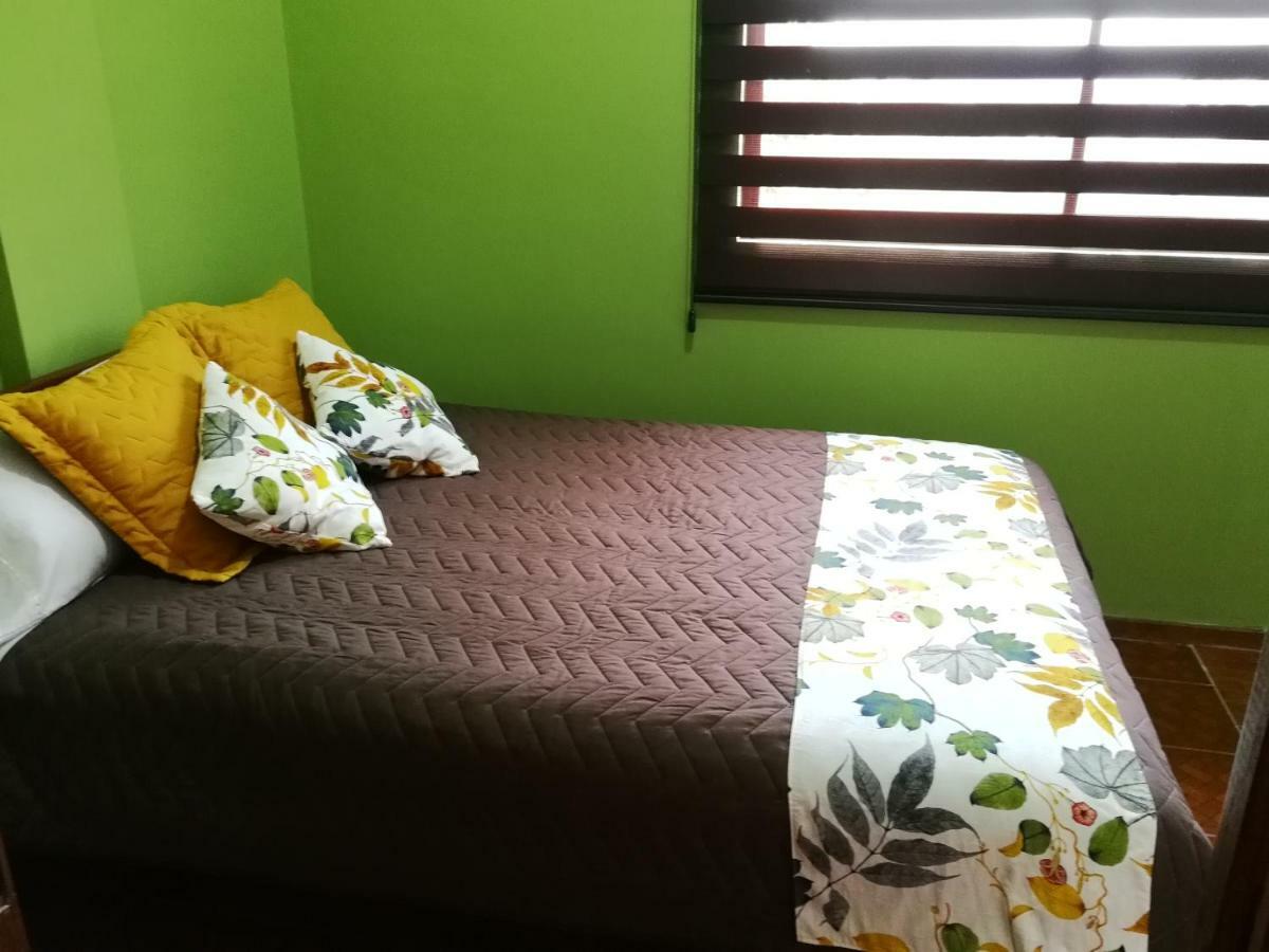 Chapelet Hostal Tababela Dış mekan fotoğraf